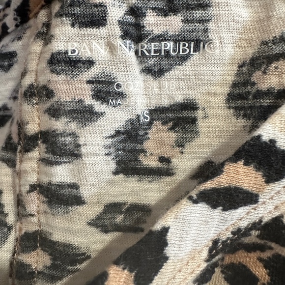 BR Cozy Slub animal print Round neck Tee | Big Cat print - Picture 5 of 6